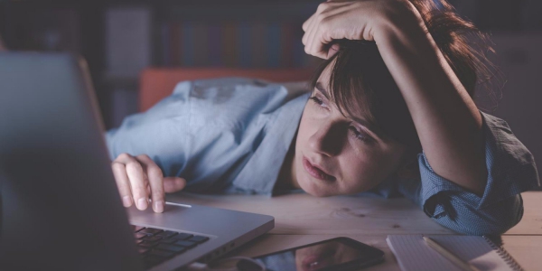 24 ways your office job is destroying your health